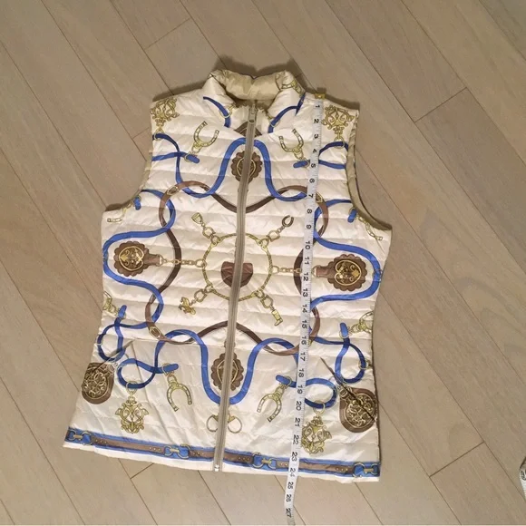 J. McLaughlin Tahoe goose down reversible Packable Vest - Picture 7 of 10